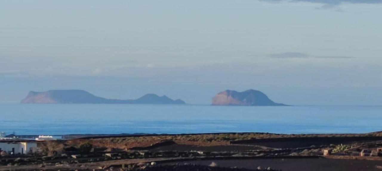 Paisaje Lunar Tinajo Luaran gambar